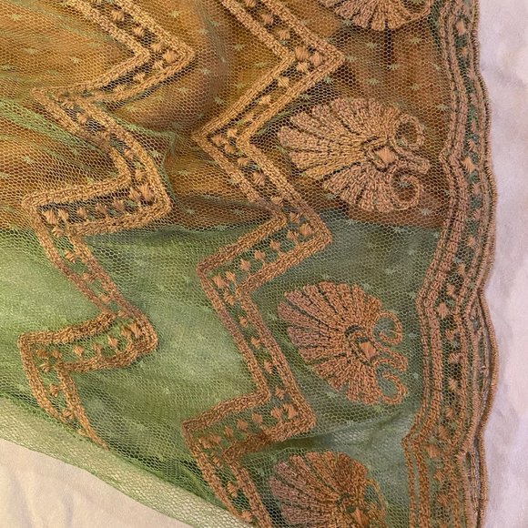 Boho Flying Tomato peasant dress with lace skirt - Picture 4 of 4